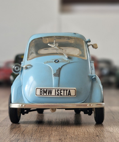Bmw isetta 250 - isetta, 1:18