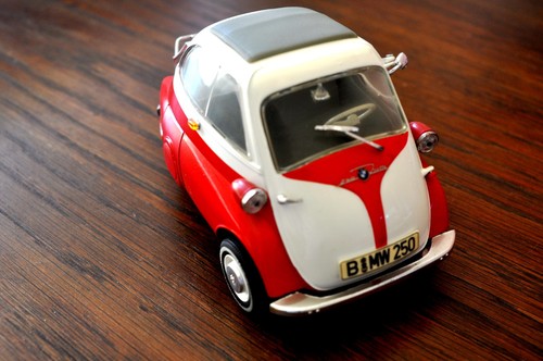 Bmw isetta revell hier - bmw,